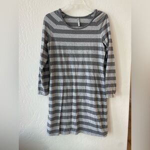 Hanna Andersson Womens Small Gray Striped Long Sleeve T-Shirt Dress